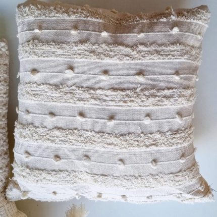 Capa de almofada decorativa cru rústica bolinha BOHO artesanal 50x50