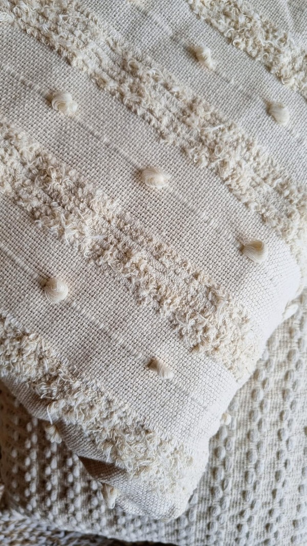 Capa almofada cru fio puxado 45×45 artesanal (3)