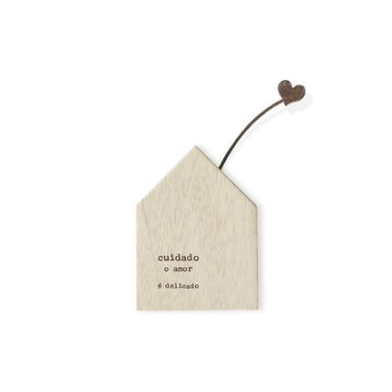 Quadro e enfeite de prateleira casinha mini madeira e ferro O Amor é Delicado