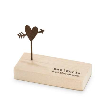 Enfeite mini escultura com frase Paciência é um tipo de amor