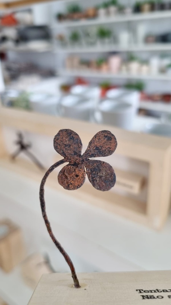 Enfeite mini escultura com frases Felicidade é (3)