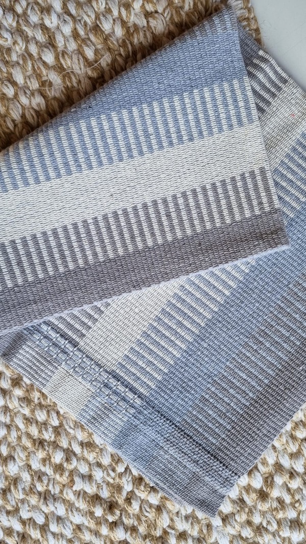 Tapetinho cinza tecido no tear mineiro (2)