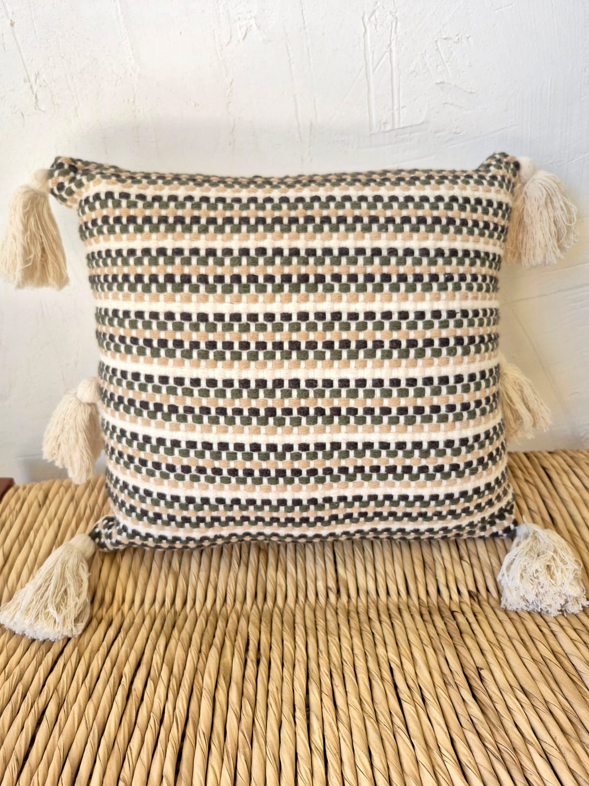 81150950-95c7-4bf3-9523-f2e713ff8eea