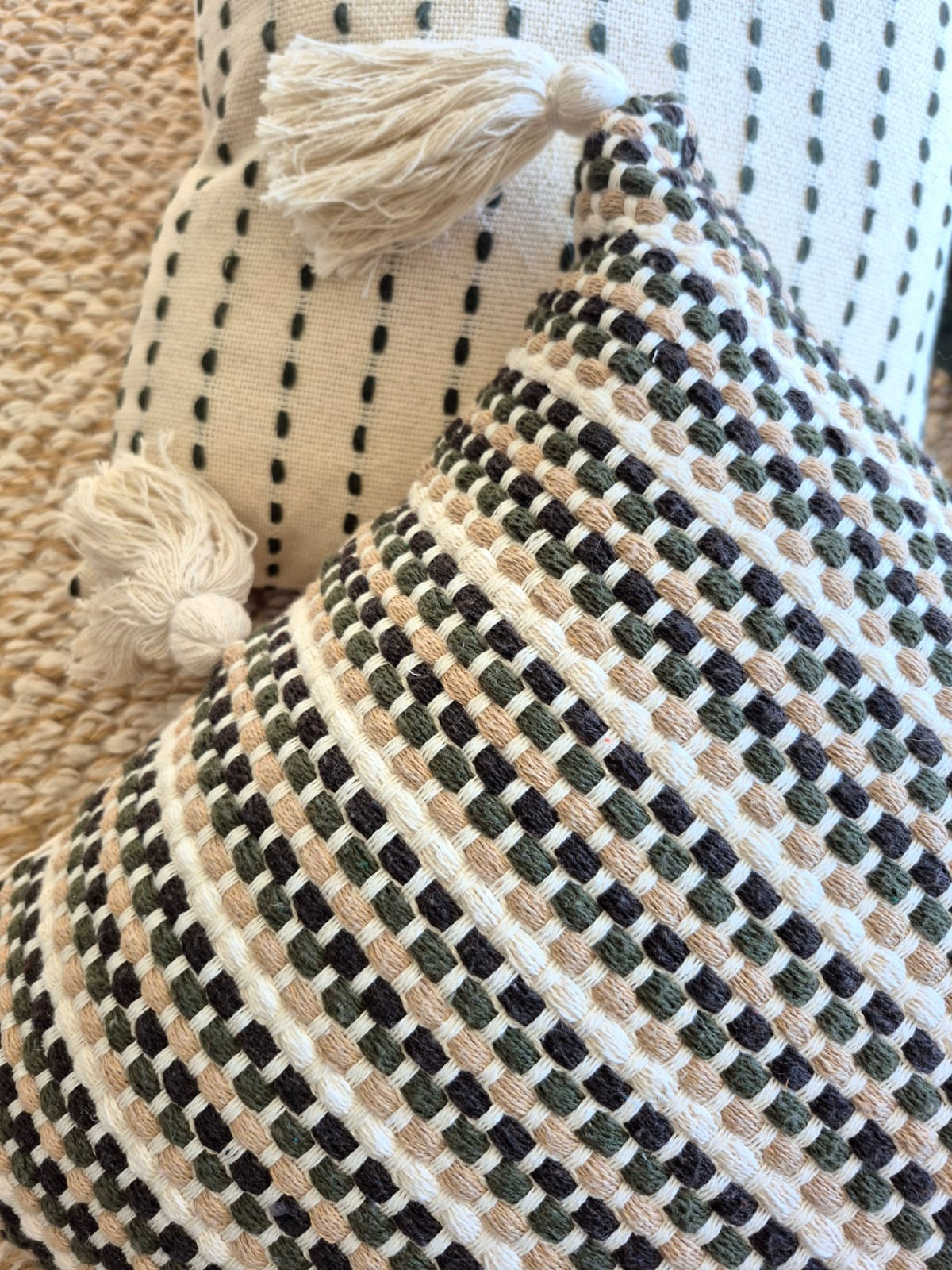 9a163f40-5e44-4c41-9101-20dc5080da58