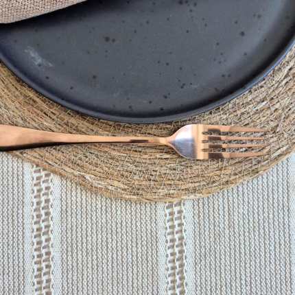 Toalha de mesa 10 lugares retangular bege caqui vazada artesanal no tear mineiro