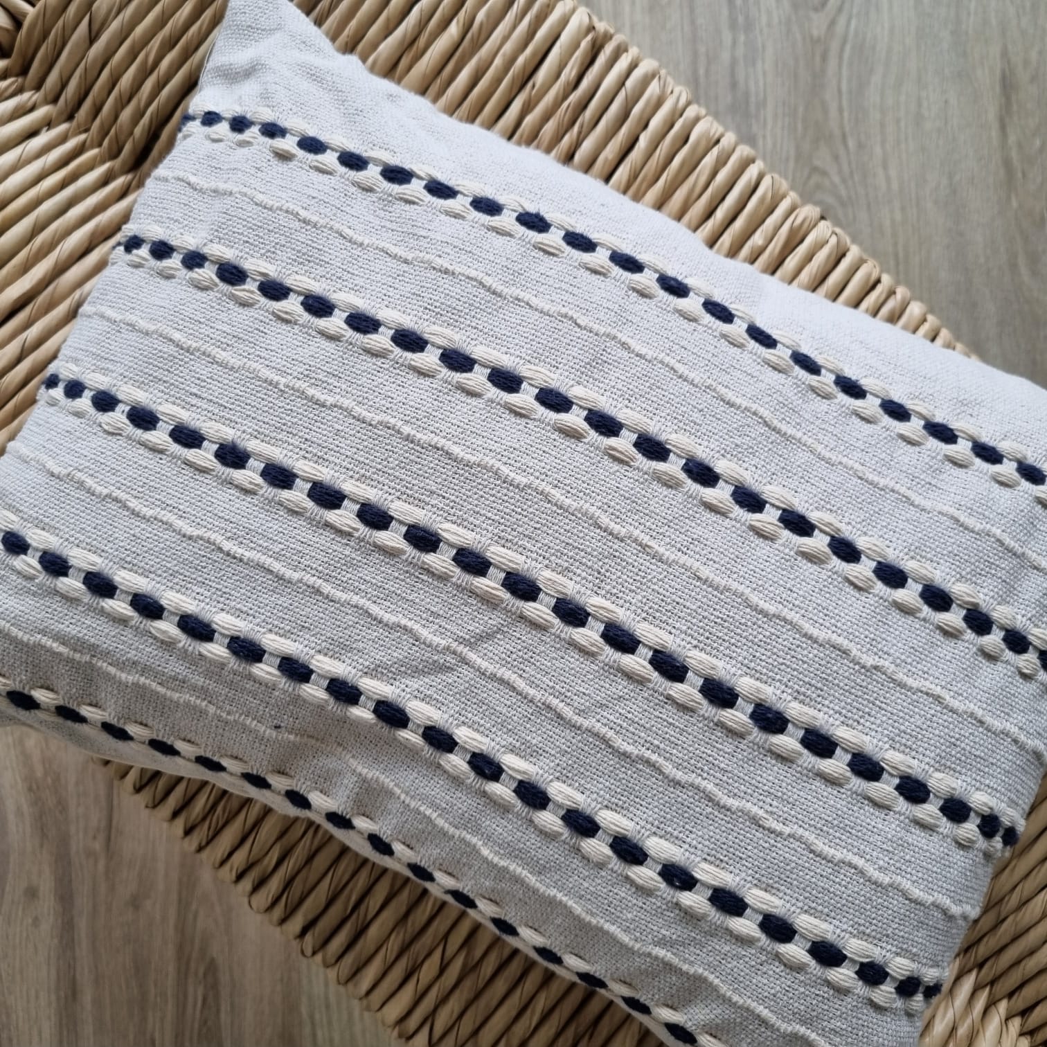 0f203dd2-9b88-47de-b5c9-7ee1bb0f31ba - Copia - Copia