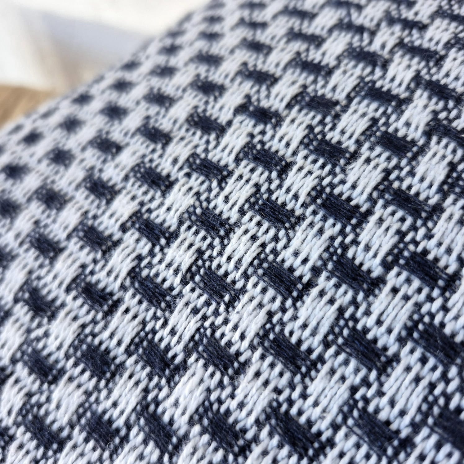 d2f4d787-28e0-4bb0-ad35-f4bda4e6cd90