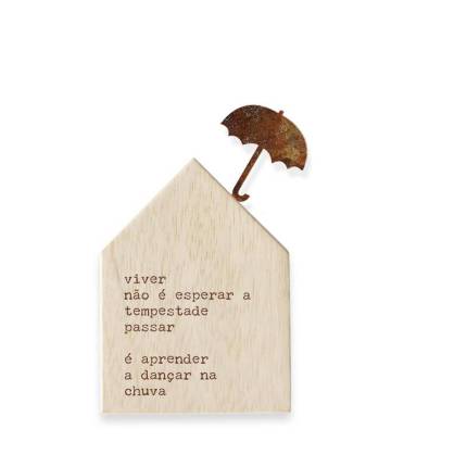 Quadro e enfeite de prateleira casinha mini madeira e ferro O Amor é Delicado